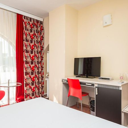 Pelister Skopje Bed and Breakfast Rum bild