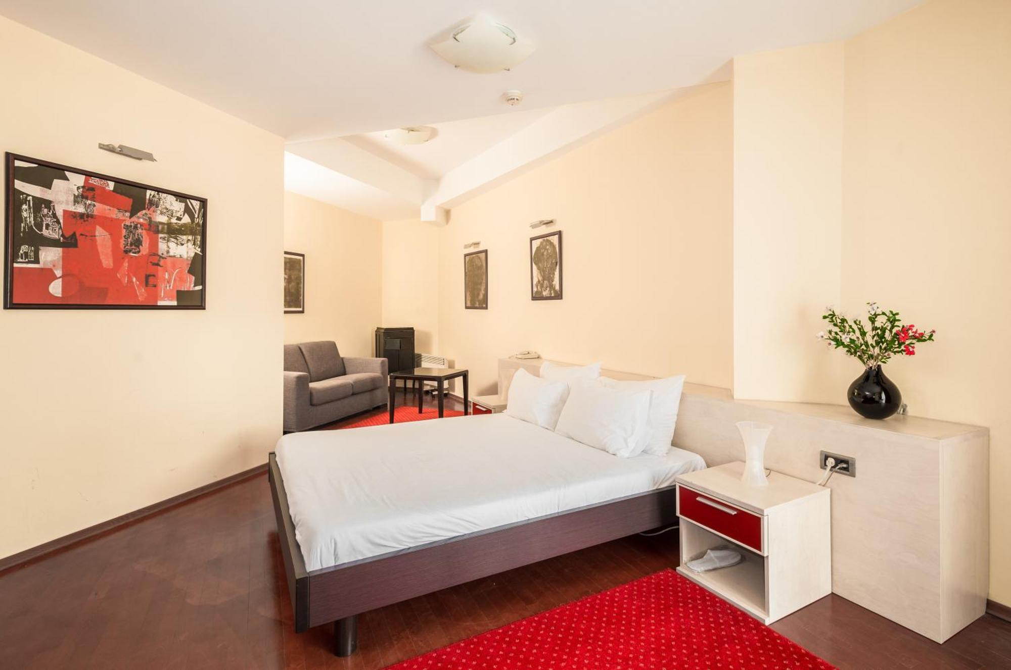 Pelister Skopje Bed and Breakfast Rum bild