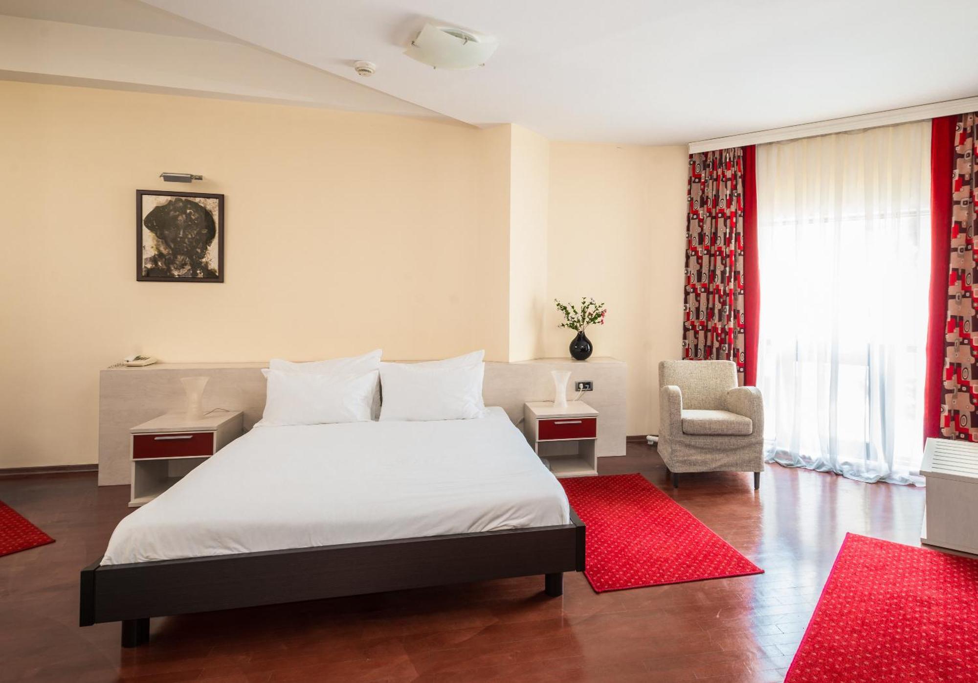 Pelister Skopje Bed and Breakfast Rum bild