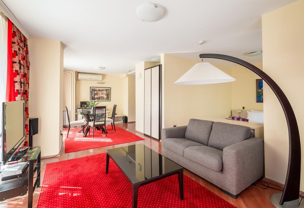 Pelister Skopje Bed and Breakfast Rum bild